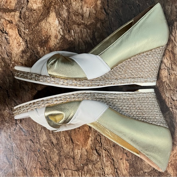 Cole Haan Women Sz 8B Nike Air Ava Open Toe Wedge Pumps Heel Sandals White Gold - Picture 6 of 11